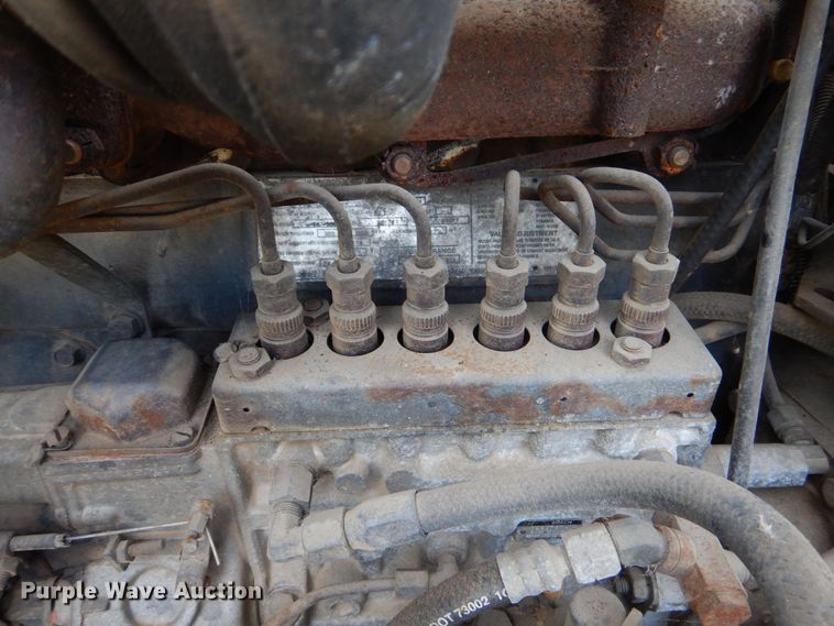 image for item LS9894 1988 Mack Econodyne  semi truck