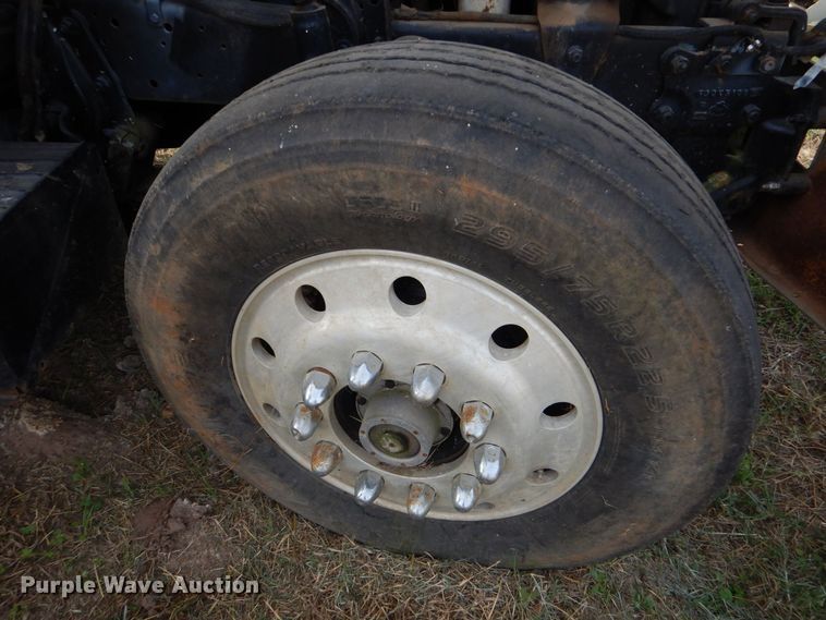 image for item LS9894 1988 Mack Econodyne  semi truck