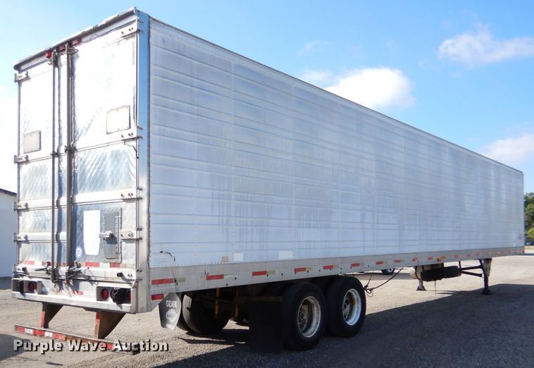image for item LU9653 2000 Utility Trailers VS2R  refrigerated van trailer