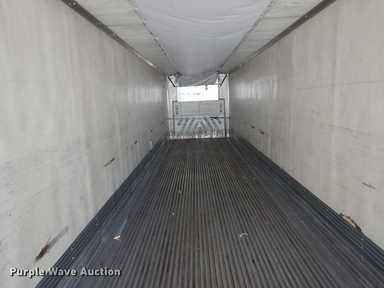 image for item LU9653 2000 Utility Trailers VS2R  refrigerated van trailer