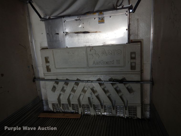 image for item LU9653 2000 Utility Trailers VS2R  refrigerated van trailer