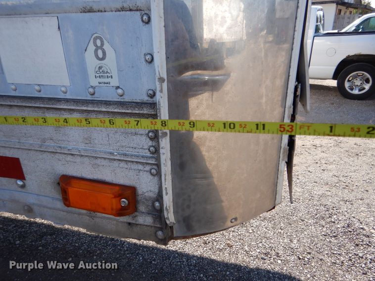 image for item LU9653 2000 Utility Trailers VS2R  refrigerated van trailer