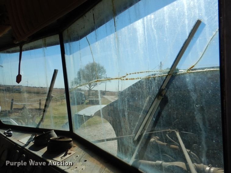 image for item LU9660 1974 Kenworth W900  semi truck