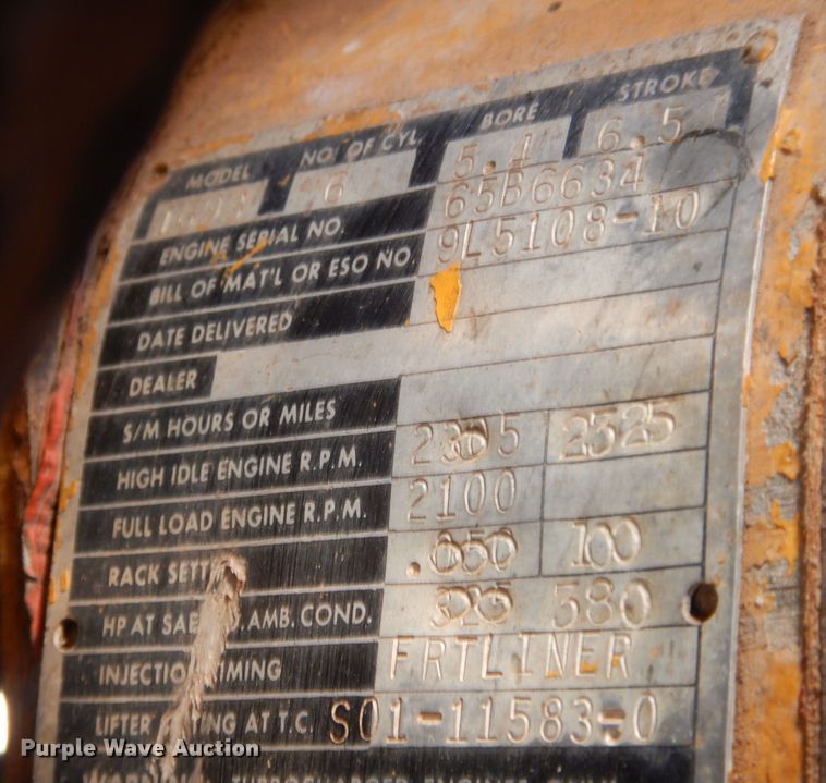 image for item LU9660 1974 Kenworth W900  semi truck