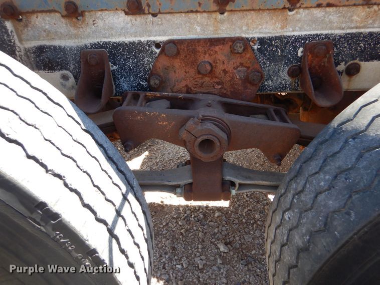 image for item LU9660 1974 Kenworth W900  semi truck