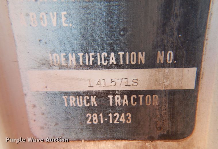 image for item LU9660 1974 Kenworth W900  semi truck