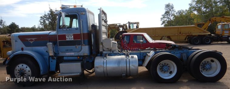 image for item LU9681 1981 Peterbilt 382  semi truck