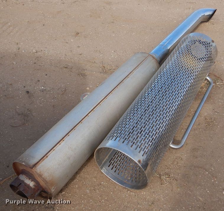 image for item LU9681 1981 Peterbilt 382  semi truck