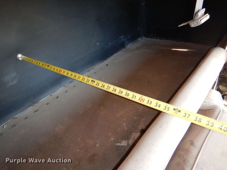 image for item LU9684 1983 Kenworth K100  semi truck