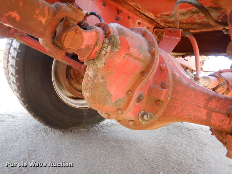 image for item LU9684 1983 Kenworth K100  semi truck