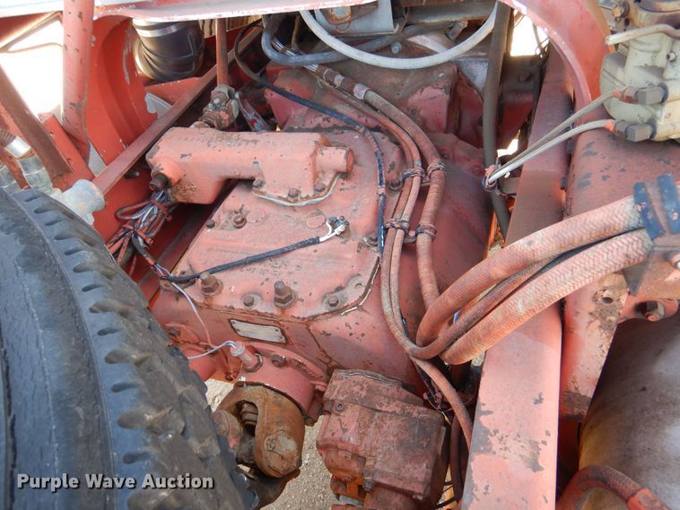 image for item LU9684 1983 Kenworth K100  semi truck