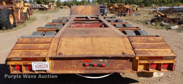 image for item LU9685 1979 Load King 604DFP  lowboy equipment trailer