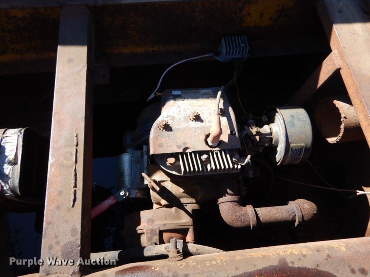 image for item LU9685 1979 Load King 604DFP  lowboy equipment trailer