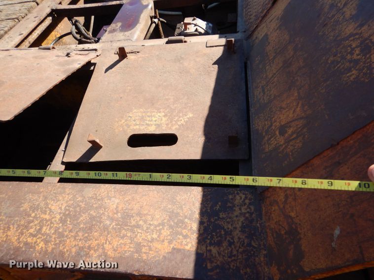 image for item LU9685 1979 Load King 604DFP  lowboy equipment trailer