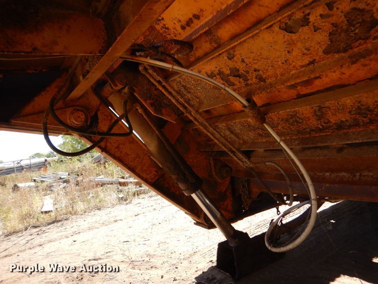 image for item LU9685 1979 Load King 604DFP  lowboy equipment trailer