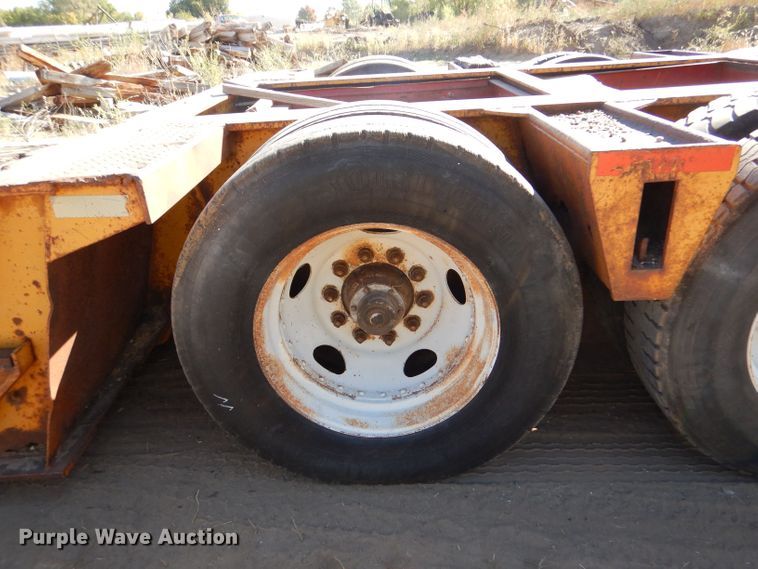 image for item LU9685 1979 Load King 604DFP  lowboy equipment trailer