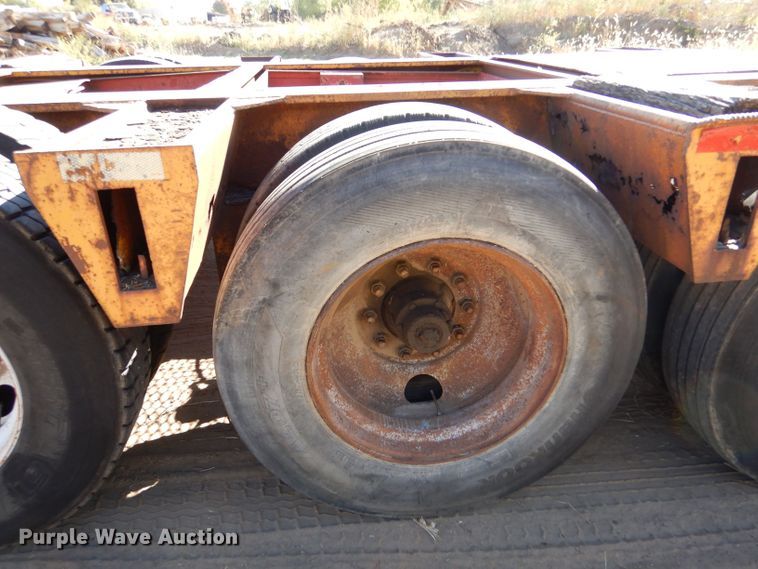 image for item LU9685 1979 Load King 604DFP  lowboy equipment trailer