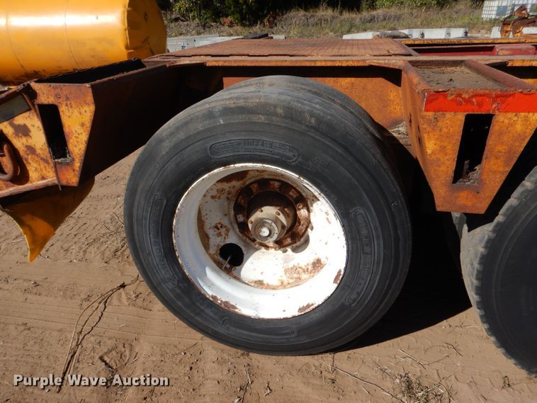 image for item LU9685 1979 Load King 604DFP  lowboy equipment trailer