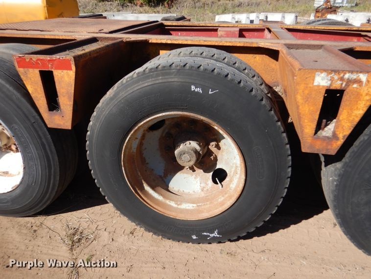 image for item LU9685 1979 Load King 604DFP  lowboy equipment trailer