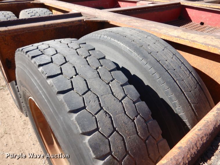 image for item LU9685 1979 Load King 604DFP  lowboy equipment trailer