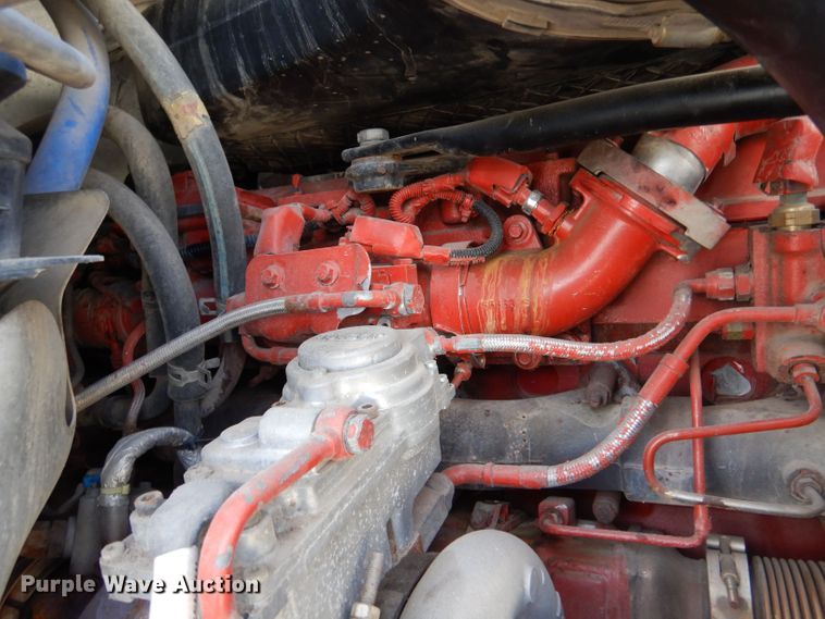 image for item LU9726 2014 Freightliner Cascadia  semi truck