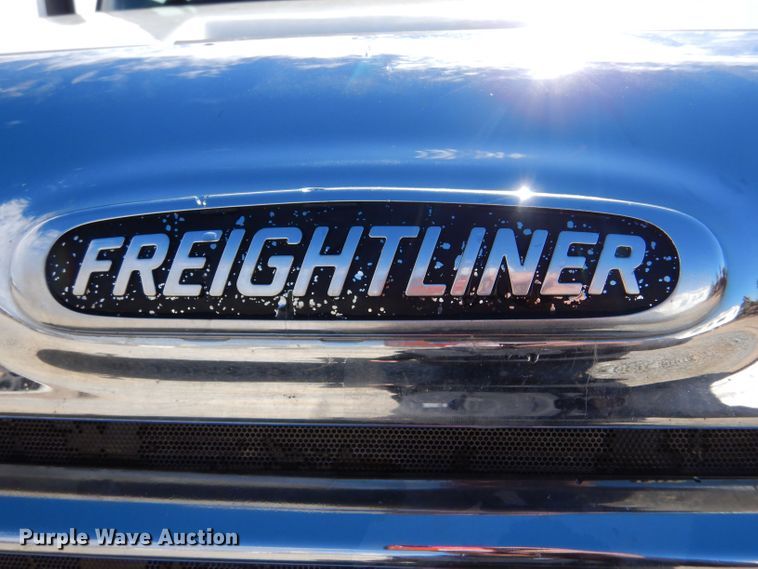 image for item LU9726 2014 Freightliner Cascadia  semi truck