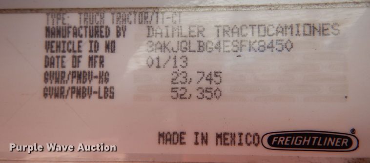 image for item LU9726 2014 Freightliner Cascadia  semi truck