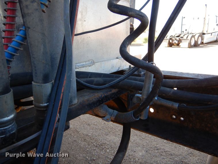 image for item LU9751 1999 Western Star 4964EX  semi truck