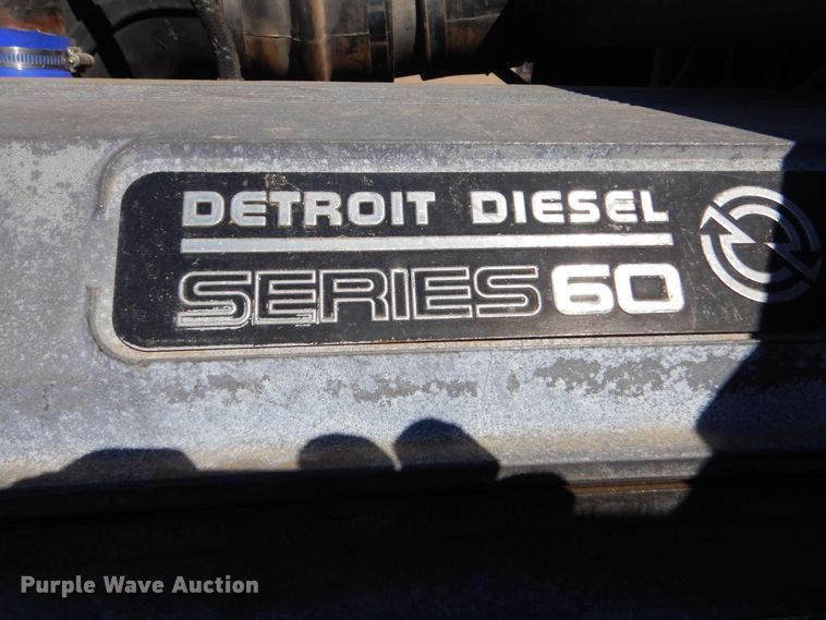 image for item LU9751 1999 Western Star 4964EX  semi truck