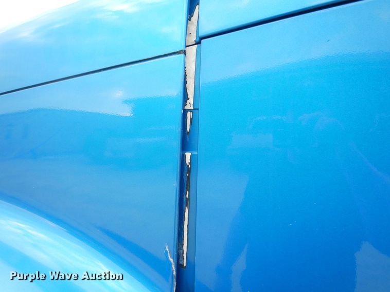 image for item MJ9839 2006 Freightliner Columbia  semi truck