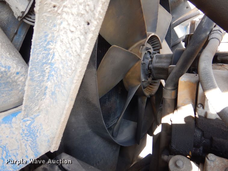 image for item MJ9841 2003 Peterbilt 320  refuse truck