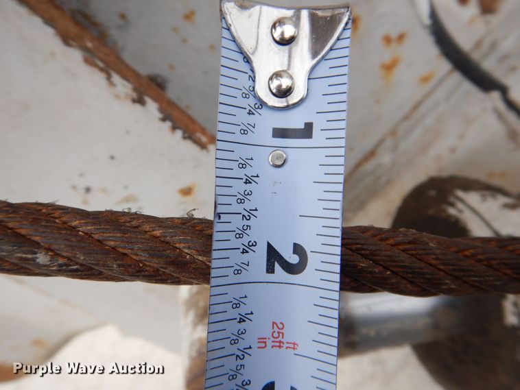 image for item MJ9841 2003 Peterbilt 320  refuse truck