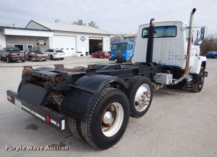 image for item MJ9842 1996 Ford L8000  hook lift truck