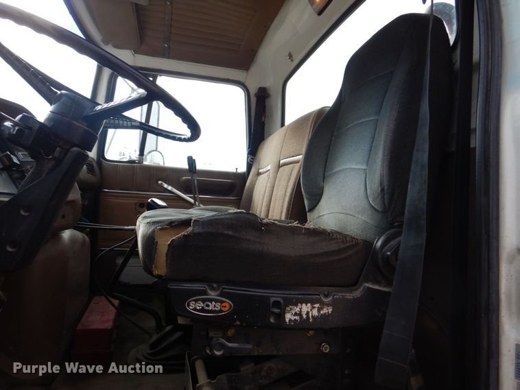 image for item MJ9842 1996 Ford L8000  hook lift truck