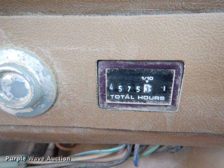 image for item MJ9842 1996 Ford L8000  hook lift truck