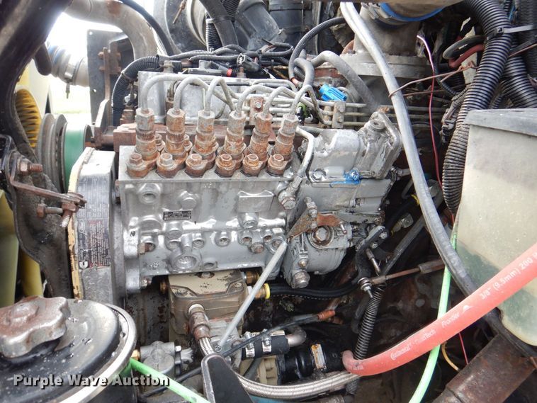 image for item MJ9842 1996 Ford L8000  hook lift truck