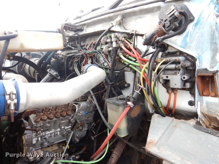 image for item MJ9842 1996 Ford L8000  hook lift truck