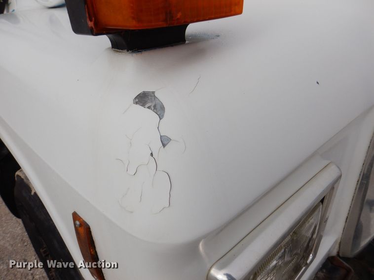 image for item MJ9842 1996 Ford L8000  hook lift truck