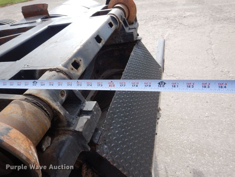 image for item MJ9842 1996 Ford L8000  hook lift truck