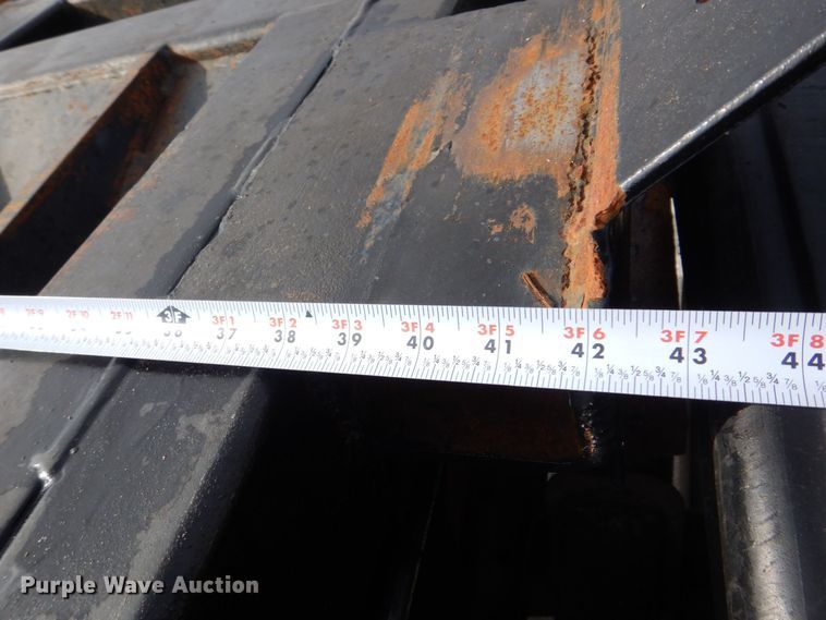 image for item MJ9842 1996 Ford L8000  hook lift truck