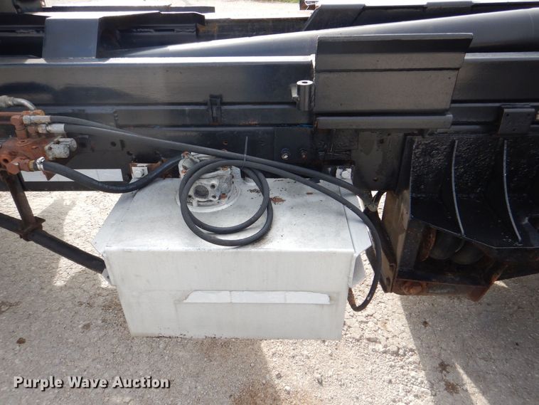 image for item MJ9842 1996 Ford L8000  hook lift truck