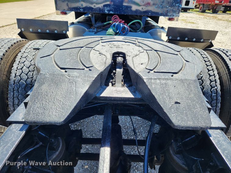 image for item MK9300 1984 Kenworth W900  semi truck