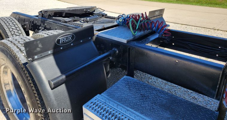 image for item MK9300 1984 Kenworth W900  semi truck