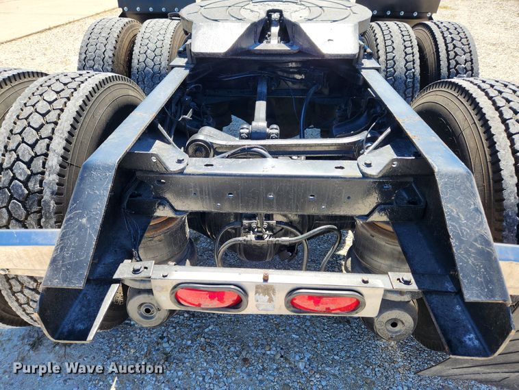 image for item MK9300 1984 Kenworth W900  semi truck