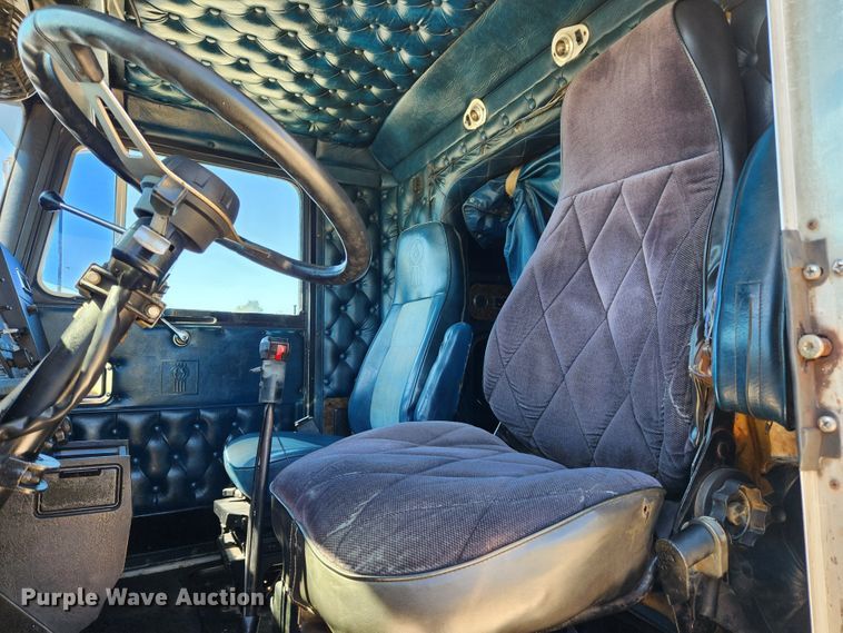 image for item MK9300 1984 Kenworth W900  semi truck