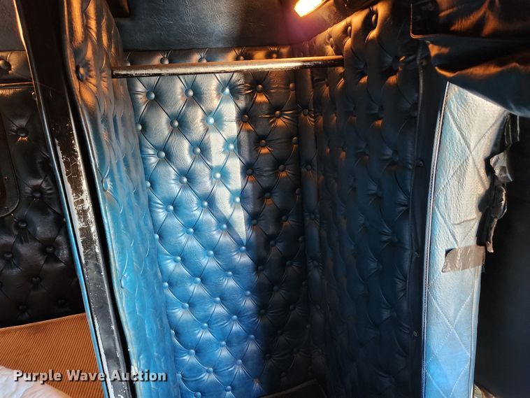 image for item MK9300 1984 Kenworth W900  semi truck