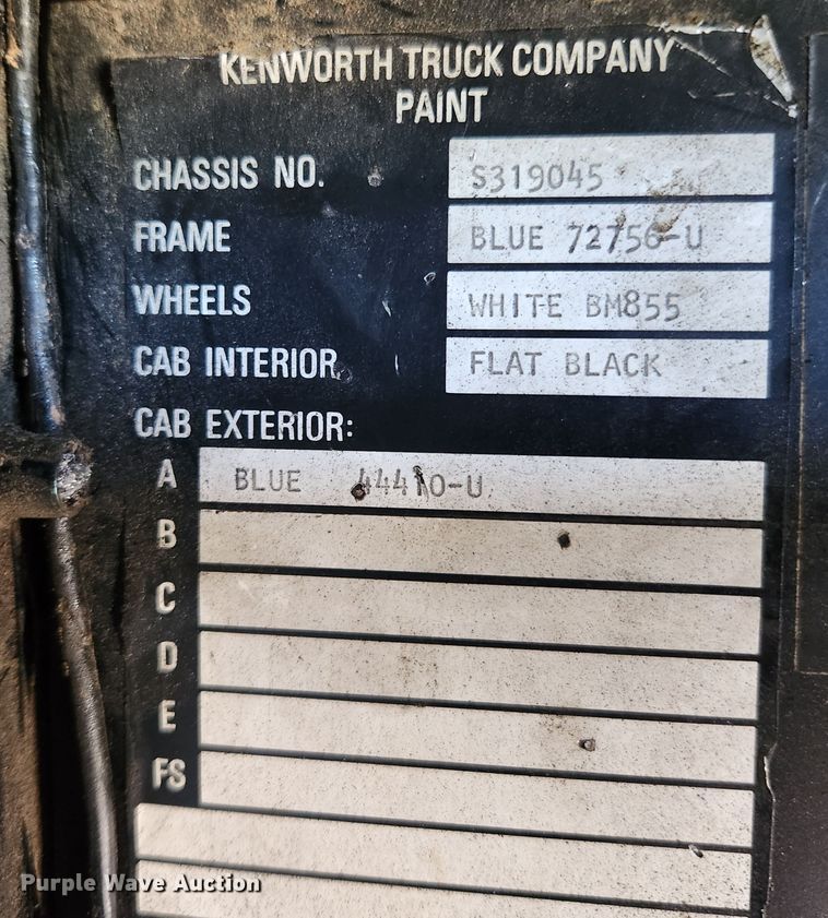 image for item MK9300 1984 Kenworth W900  semi truck