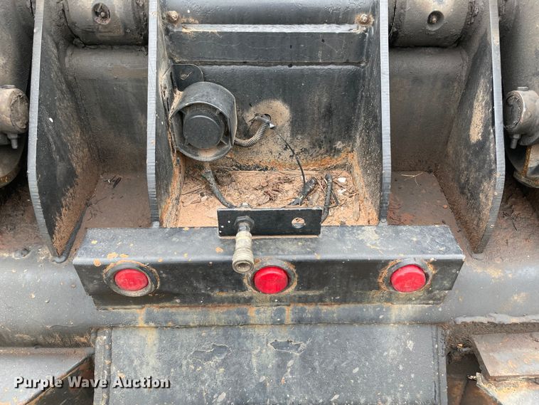 image for item MR9495 2003 Freightliner FL80  hook lift truck