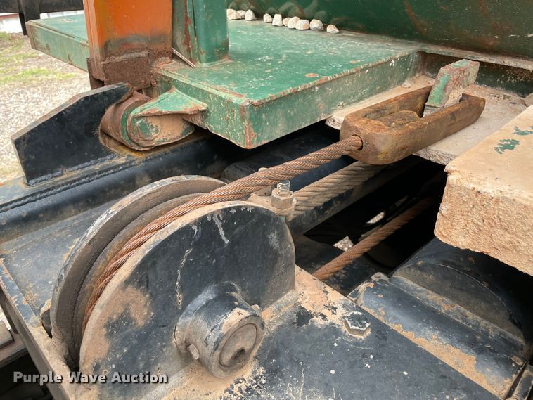 image for item MR9496 2003 Mack RD688S  roll-off container truck