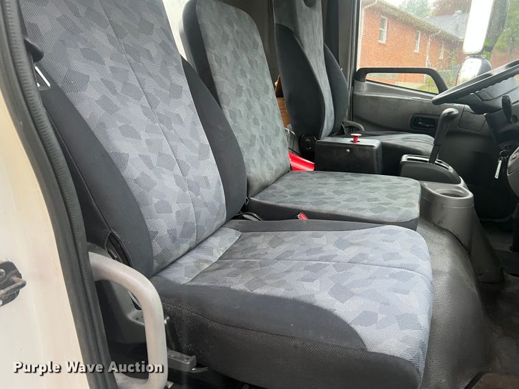 image for item MR9961 2012 UD Nissan UD2600  truck cab and chassis